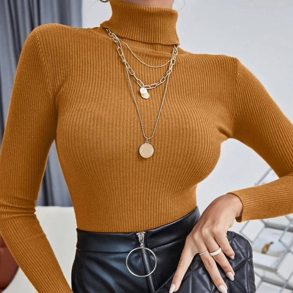 Mustard Brown Ribbed Knit Turtleneck Sweater in M - Picture 4 of 5